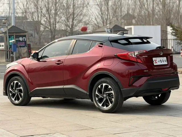 TOYOTA IZOA 2.0L Yixiang Edition