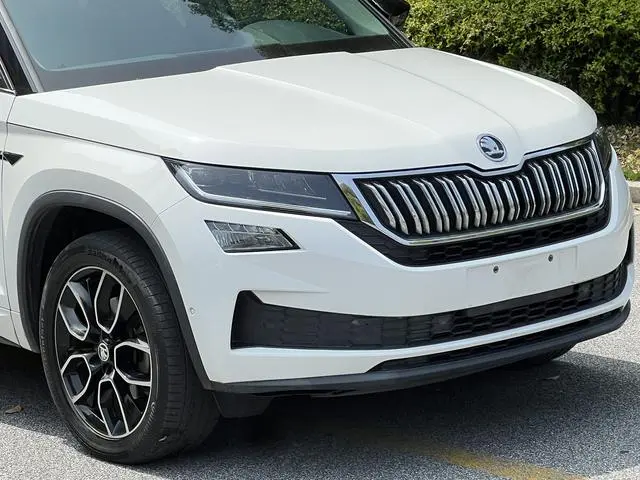 Skoda Kodiak GT ZI330 two-wheel drive Deluxe Edition