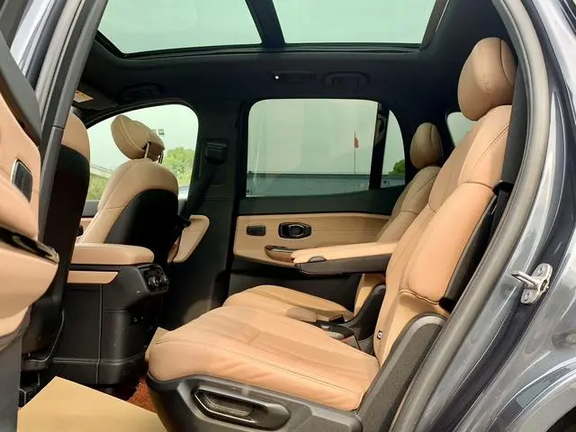 NIO NIO ES8 580KM base version six seats