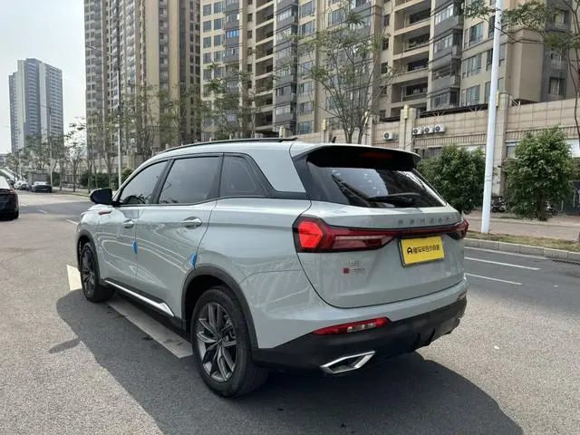 Dongfeng Fengguang Scenery 580 1.5T automatic enjoyment type