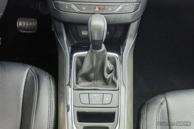 Peugeot Peugeot 408 350THP Automatic Deluxe Edition