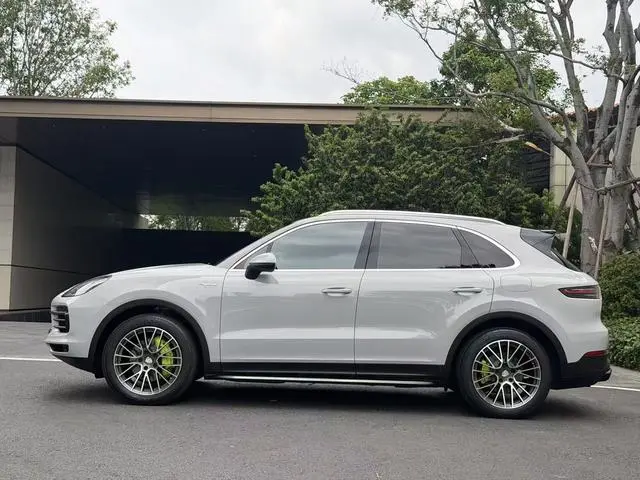 Porsche Cayenne E-Hybrid Cayenne E-Hybrid 2.0T