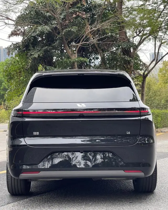 Li Auto Ideal L6 Pro version