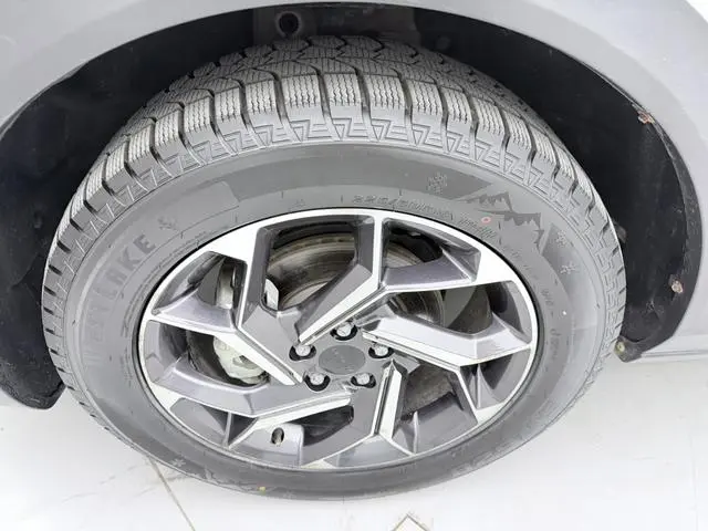 Dongfeng Fengshen Dongfeng Fengshen AX7 PRO 1.6T Automatic Official Version