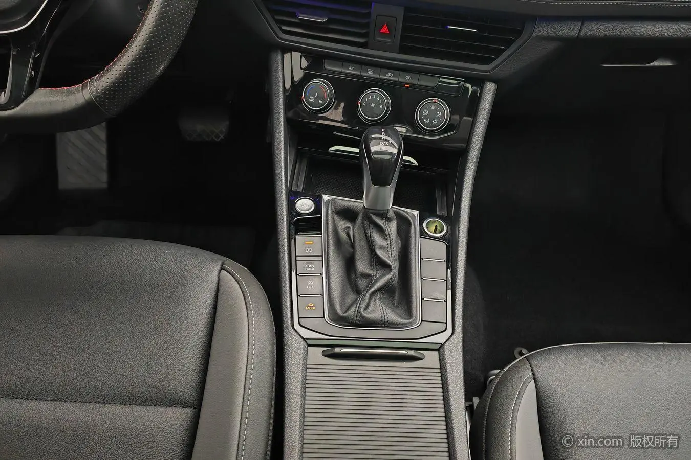 Volkswagen Sagitar 280TSI DSG Comfortable Smart Edition