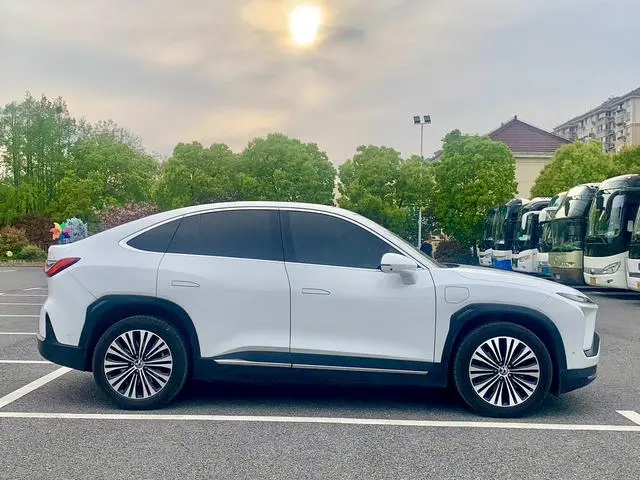 NIO Nio EC6 605KM sports version