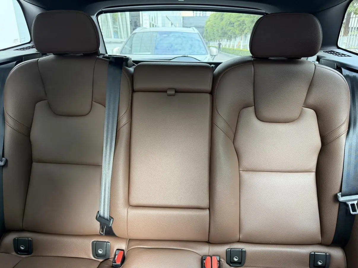 Volvo Volvo XC60 PHEV T8 four-wheel drive long battery life Zhiyuan Deluxe Edition