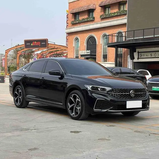 Volkswagen Passat Outstanding 380TSI Longteng Edition
