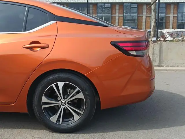 Nissan Xuan Yi 1.6L XL CVT Enjoy Edition