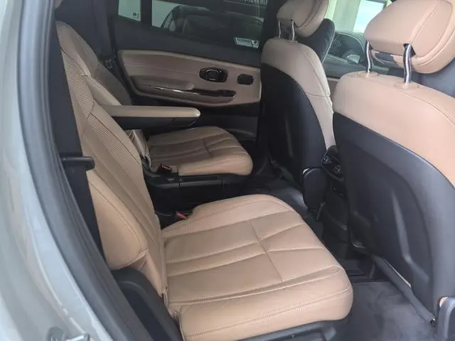 NIO NIO ES8 580KM base version six seats