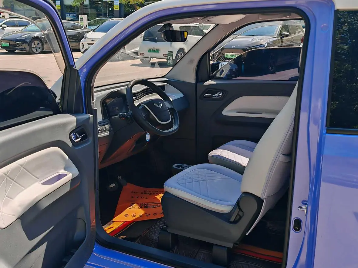 Wuling Wuling Hongguang MINIEV Macaron painted color ternary lithium