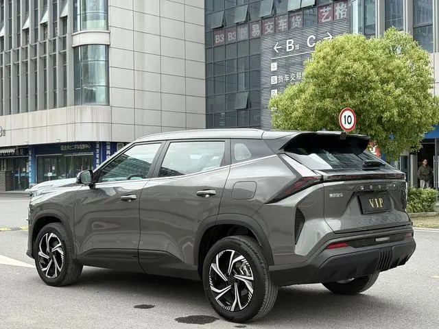 Geely Boyue 1.5TD Longteng Edition