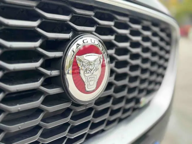 Jaguar Jaguar XEL 2.0T 250PS R-DYNAMIC S Enterprising Sports Edition