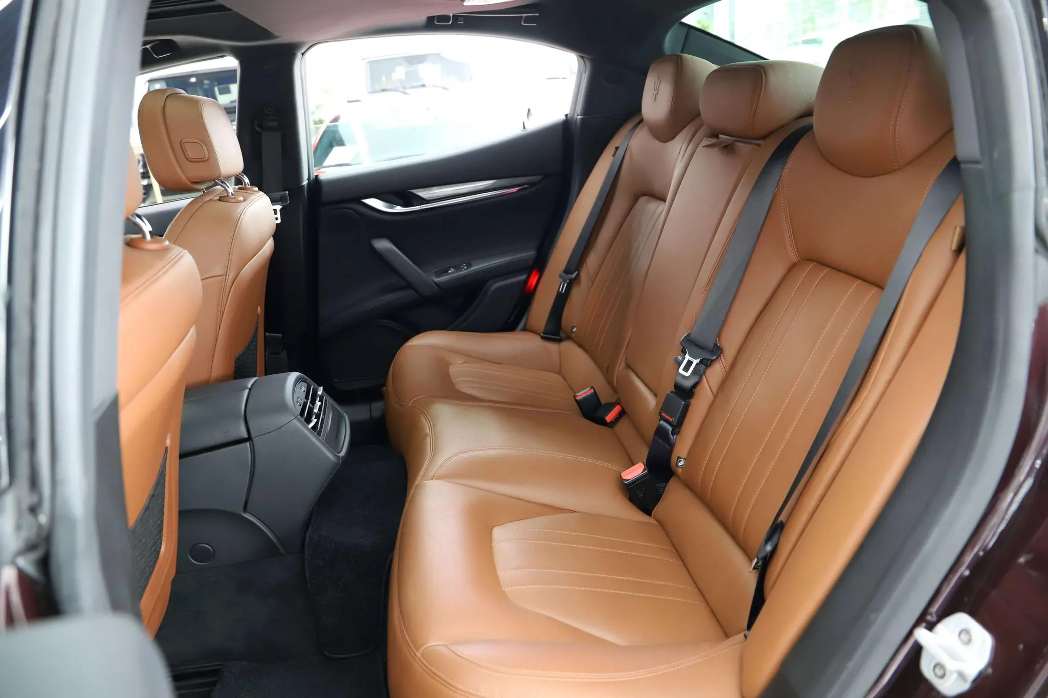 Maserati Ghibli 3.0T Standard Edition