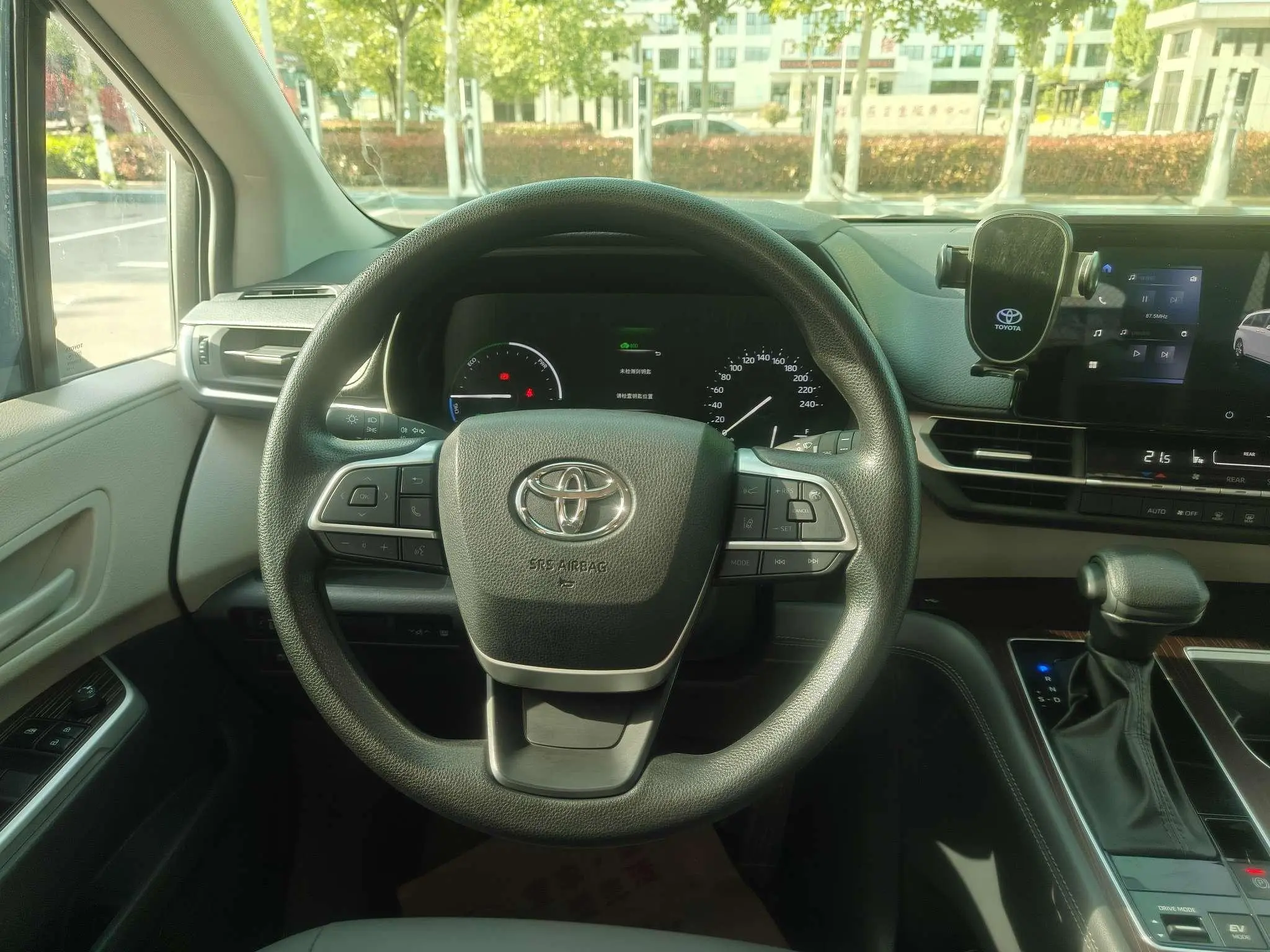 TOYOTA Grevia Smart electric hybrid dual engine 2.5L two-wheel drive comfort version