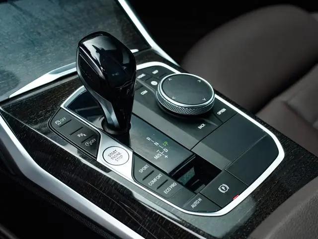 BMW BMW 3 Series 325Li M sports suit