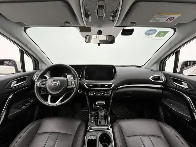 GAC Trumpchi GS4 270T automatic two-wheel drive luxury smart version