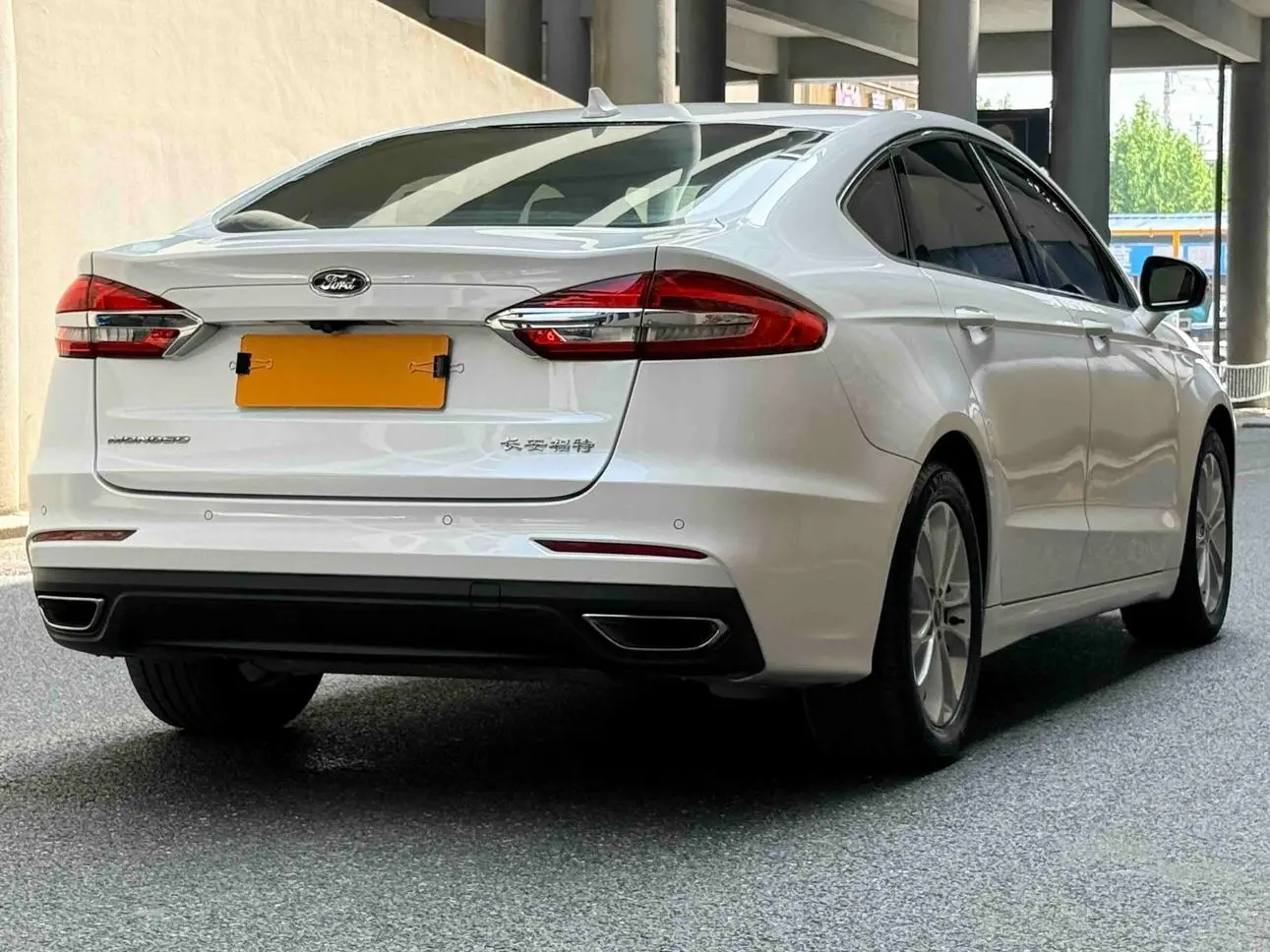 Ford Mondeo EcoBoost 180 fashion type