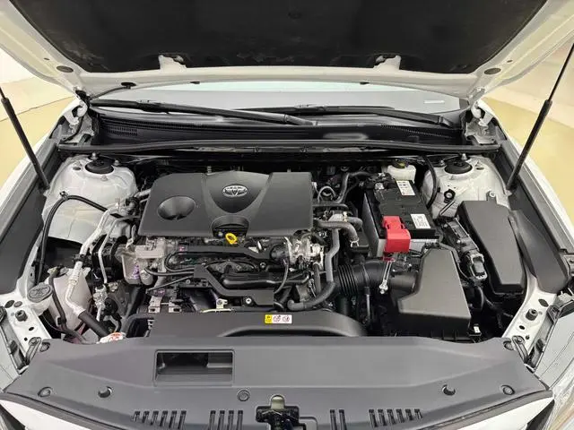 TOYOTA Camry 2.0GVP Leading Edition