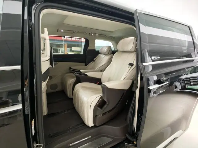 Denza Denza D9 DM 980 four-wheel drive flagship