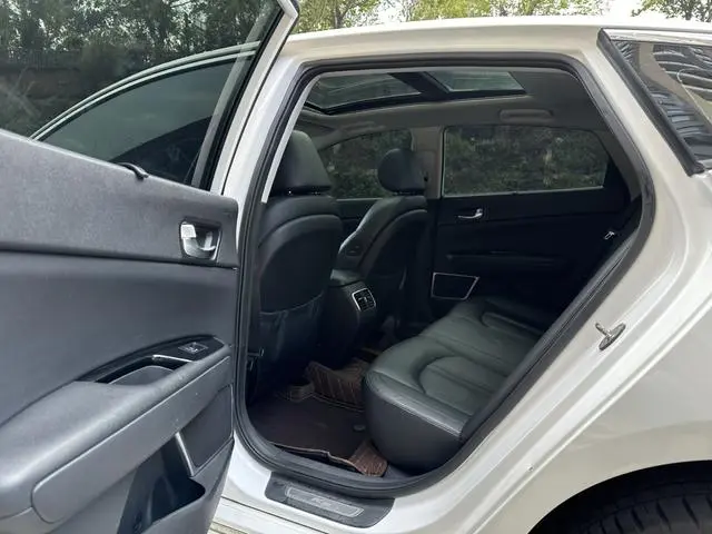 Kia Kia K5 2.0T automatic PRM