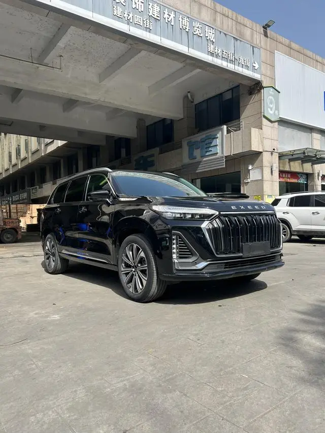 EXEED Xingtu Lanyue 2.0T four-wheel drive Star Zun-six seats