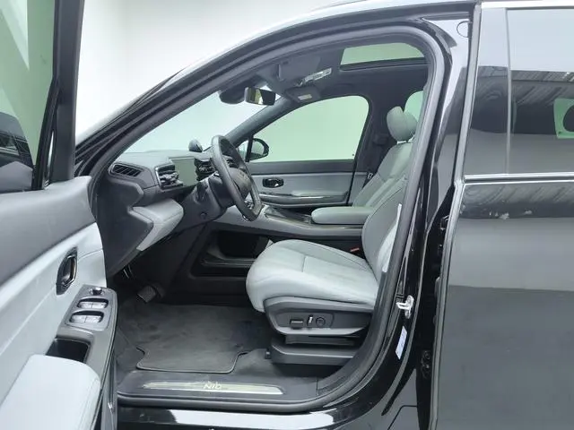 NIO NIO ES8 580KM six-seater version