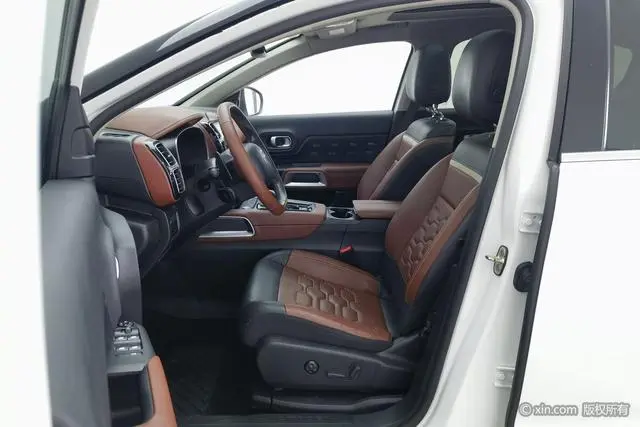 Citroen Tianyi C5 AIRCROSS 380THP luxury