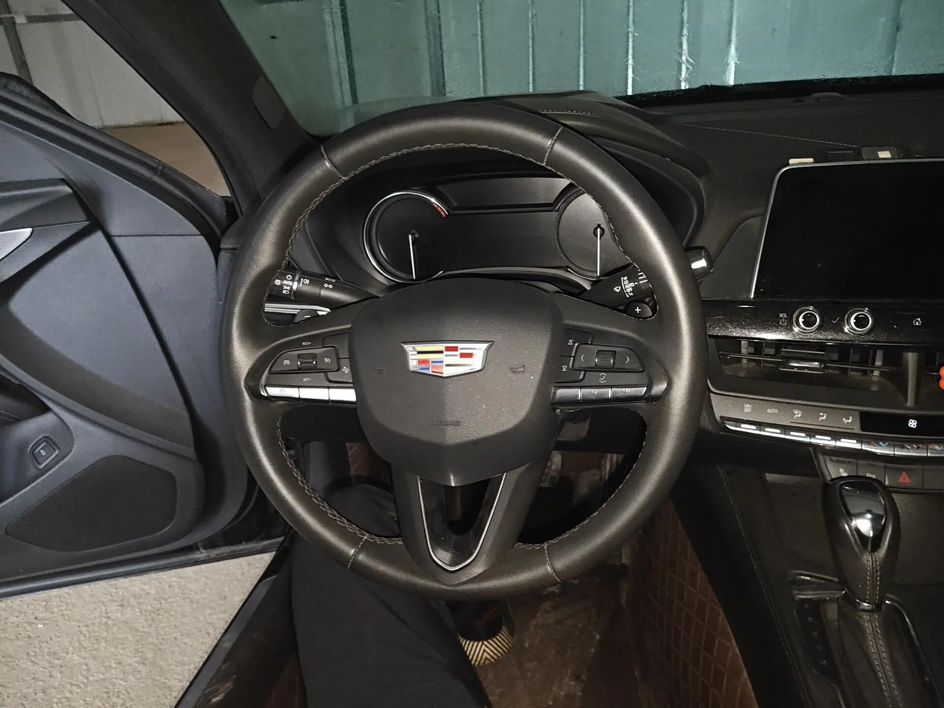 Cadillac Cadillac CT4 28T luxury
