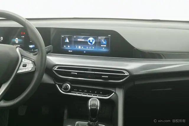 Changan Yidong PLUS 1.6L GDI manual luxury