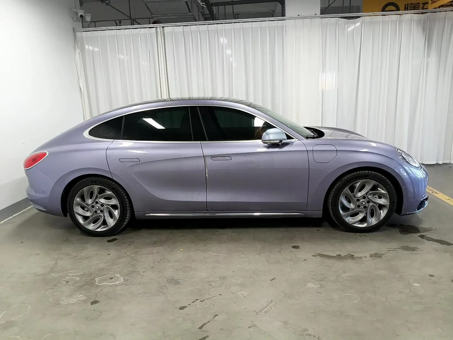 Ora Euler Lightning Cat 555km Premium Edition