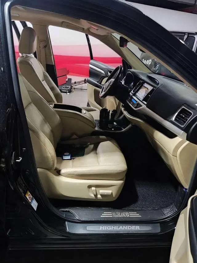 TOYOTA Highlander 2.0T four-wheel drive deluxe edition 7-seater Country VI