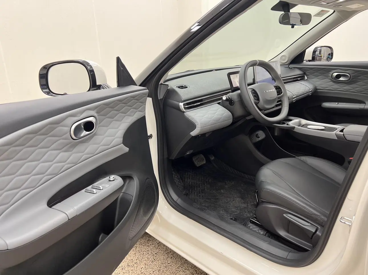 NAMMI Dongfeng Nano 01 330Plus