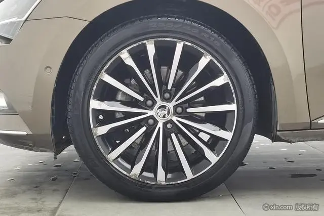 Skoda Speed pie ZI330 DSG Smart Edition