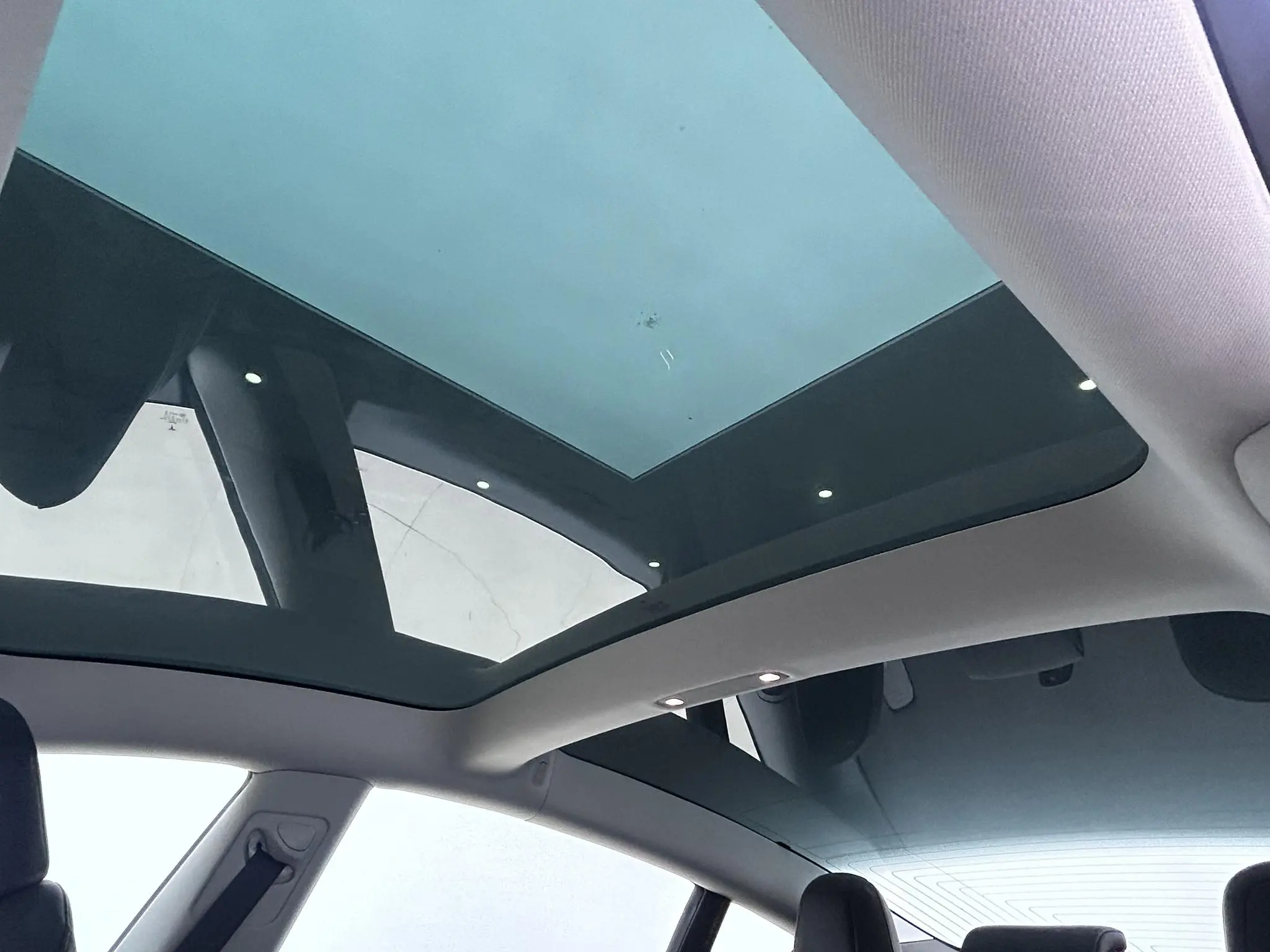 Tesla Model 3 Upgraded version of standard battery life rear drive