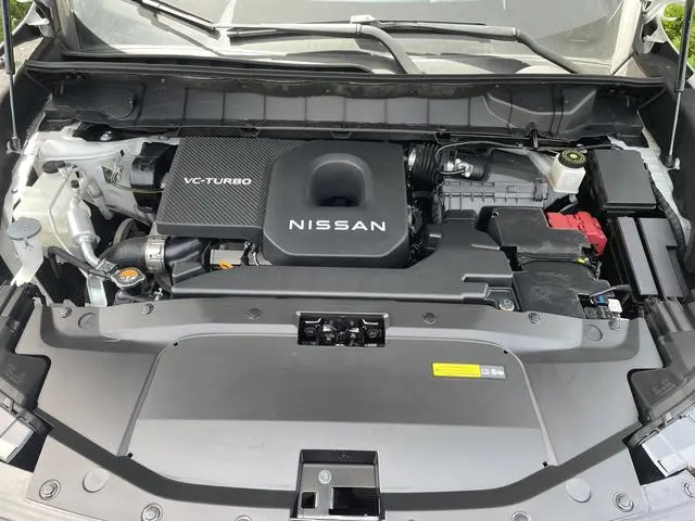 Nissan Exploring the land 380VC-TURBO four-wheel drive Zhizun Edition six-seater
