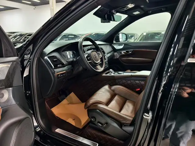 Volvo Volvo XC90 PHEV Facelifted E-drive hybrid T8 Zhizun Deluxe Edition 7-seater