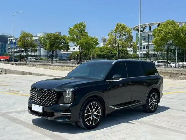 GAC Trumpchi GS8 Pilot Series 2.0 TGDI four-wheel drive Luxury Zhilian Edition 7-seater