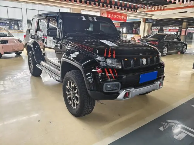 Beijing Beijing off-road BJ40 2.3T automatic four-wheel drive City Hunter Edition exclusive Country VI