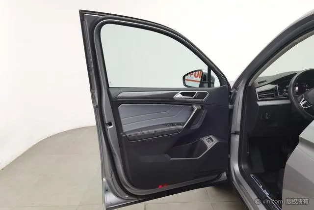 Volkswagen Tiguan L PHEV 430PHEV plug-in hybrid Ultimate Edition