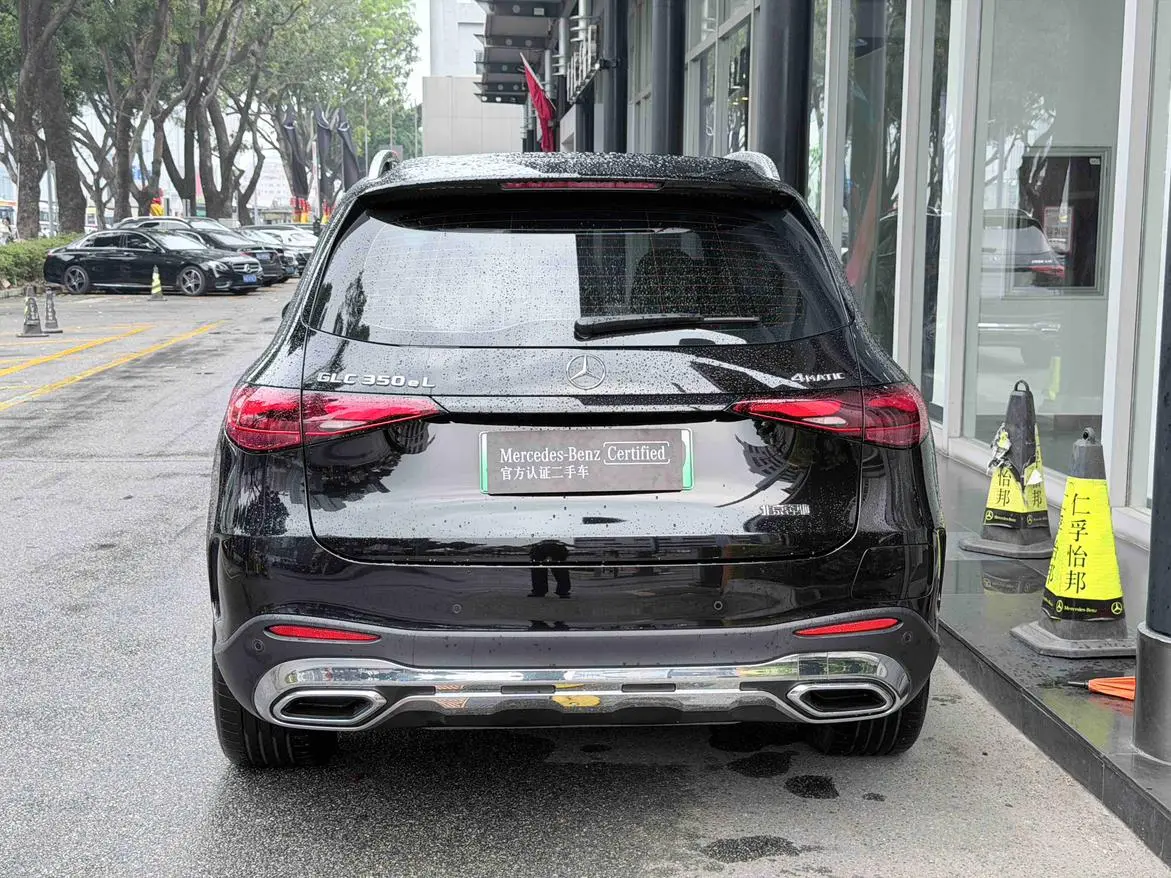 Mercedes-Benz Mercedes-Benz GLC PHEV GLC 350 e L 4MATIC Collector's Edition