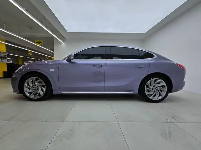 Ora Euler Lightning Cat 555km Premium Edition