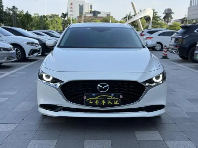 Mazda Mazda 3 Angkesaila 2.0L automatic warranty version