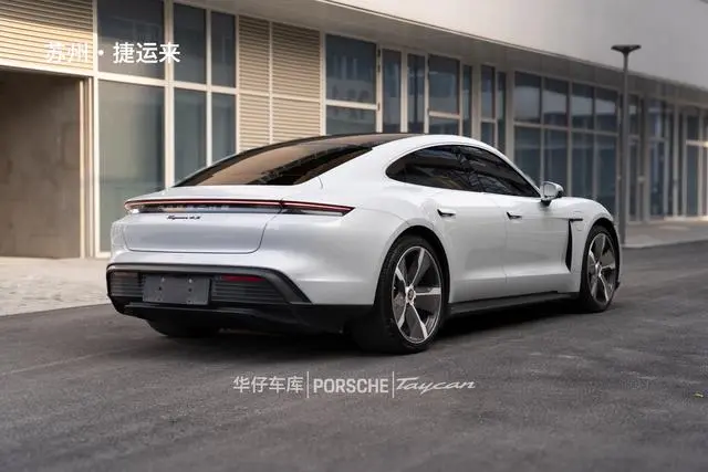 Porsche Taycan Taycan 4S