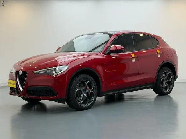 Alfa Romeo Stelvio 2.0T 200HP Elite Edition