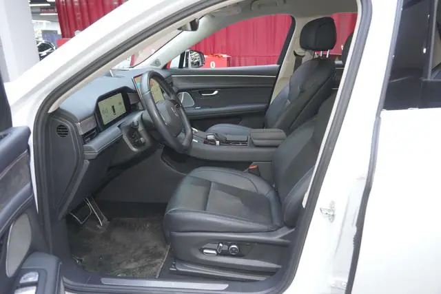 AITO Ask the world M5 Extended range four-wheel drive performance version
