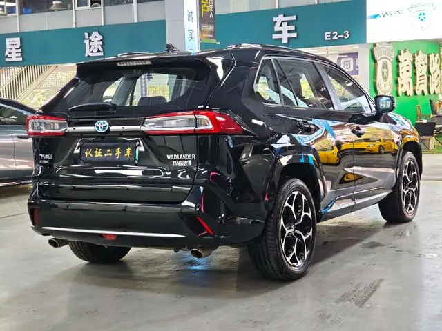TOYOTA Weilanda PHEV 2.5L four-wheel drive engine version
