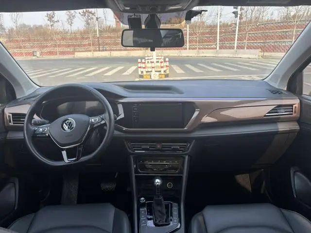 Volkswagen Tuyue 280TSI two-wheel drive Deluxe Edition