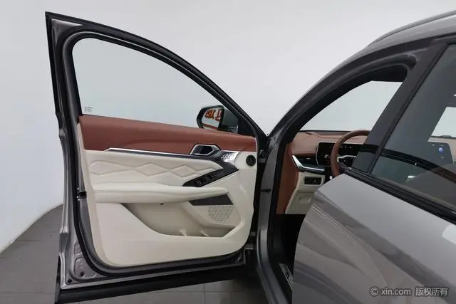 Haval Haval Beast 2.0T Zhizun four-wheel drive version