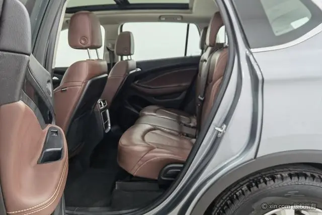 Buick Angkewei 20T two-wheel drive luxury